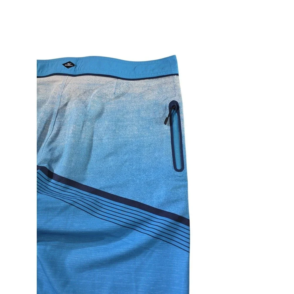 O'Neill Hyperfreak Board Shorts Mens Size 34 Blue Chevron Zip Pocket EUC 10